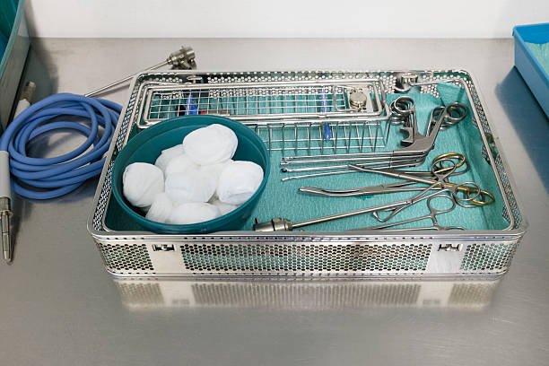 What Is Included in a Surgical Tray?